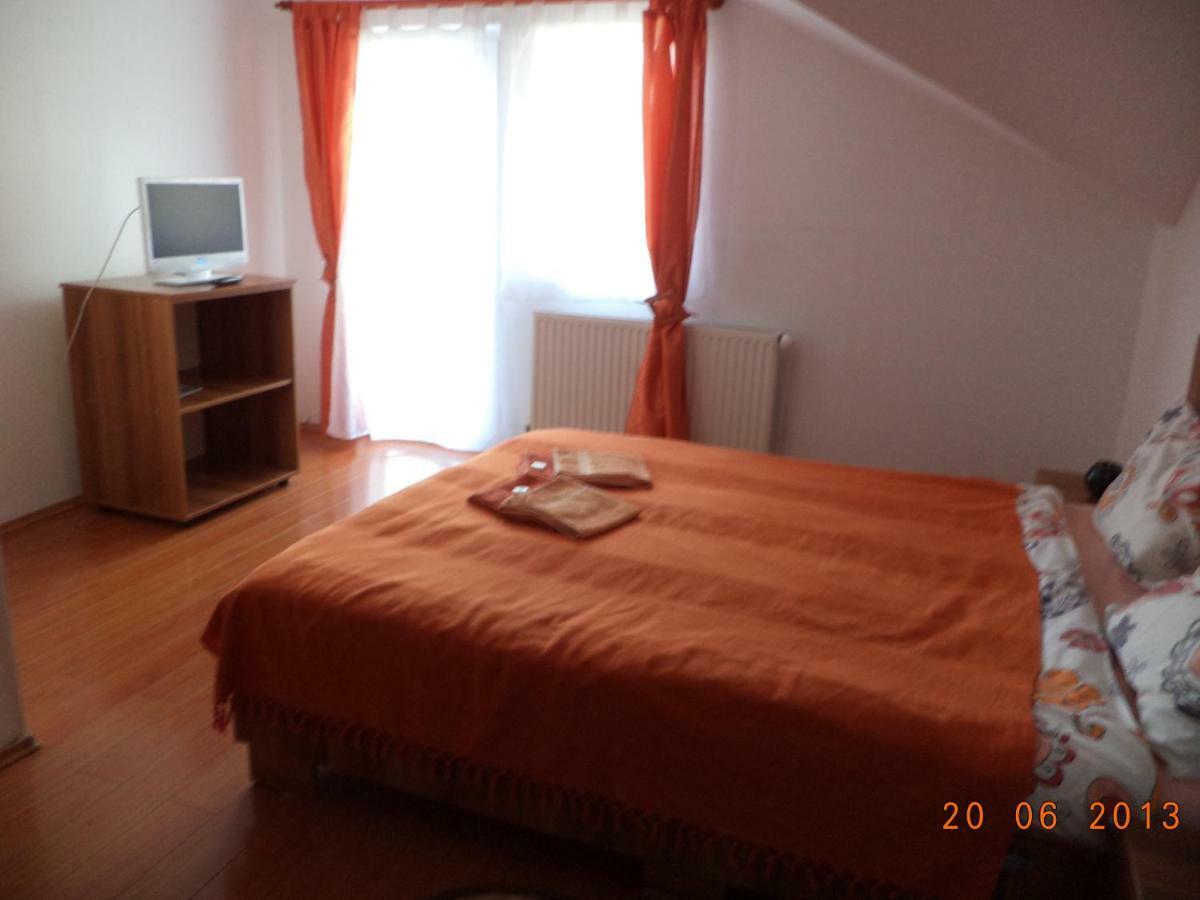 RîşnovCasa Bella别墅 外观 照片
